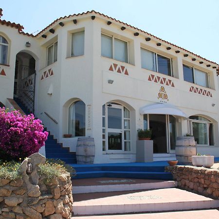 Hotel 3 Botti Baja Sardinia Exterior photo