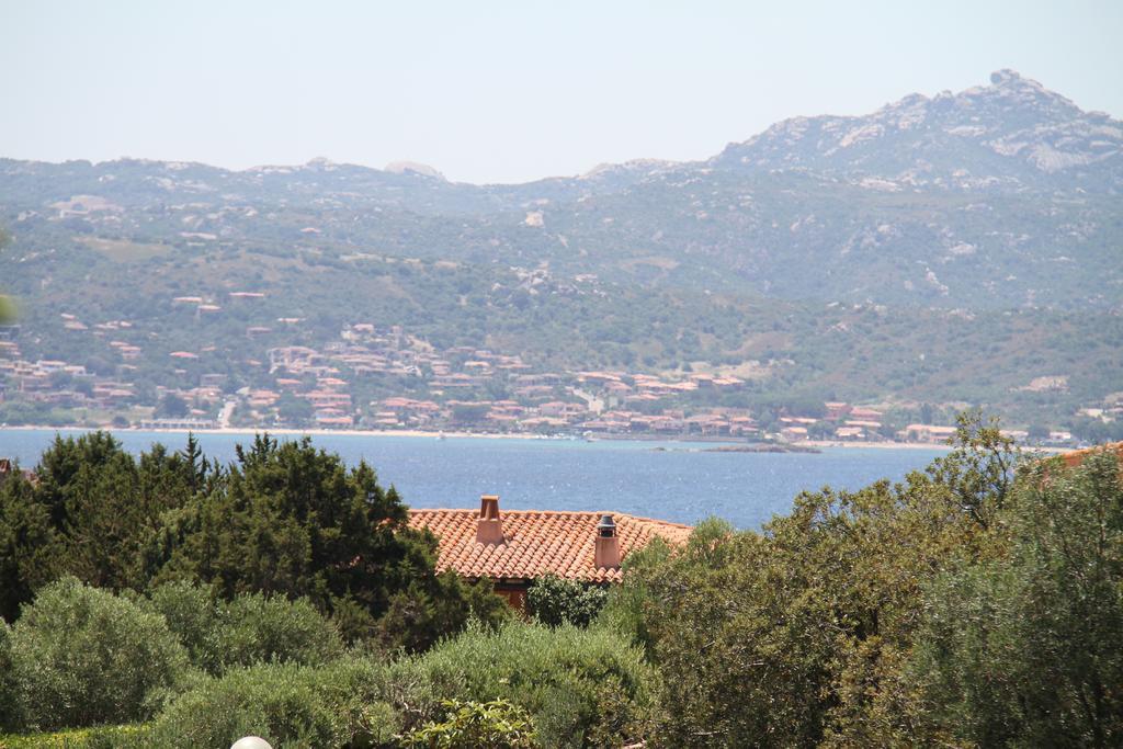 Hotel 3 Botti Baja Sardinia Exterior photo
